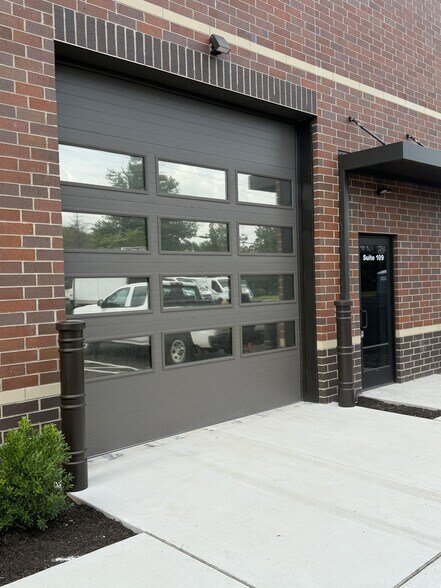 More Photos Of 2300 Campus Ln, East Norriton Township Medical For Lease