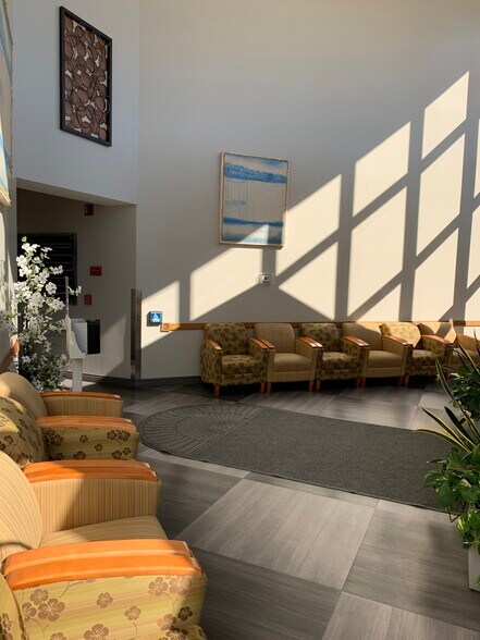 More Photos Of 3903 S 7th St, Terre Haute Medical For Lease