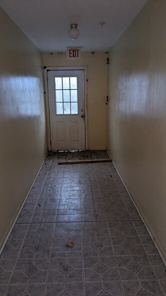 More Photos Of 11921 Caruso Dr, Panama City Assisted Living For Sale