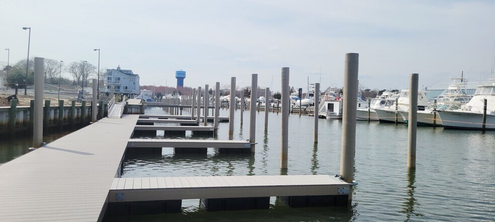 More Photos Of 41 Pennsylvania Ave, Waretown Marina For Sale