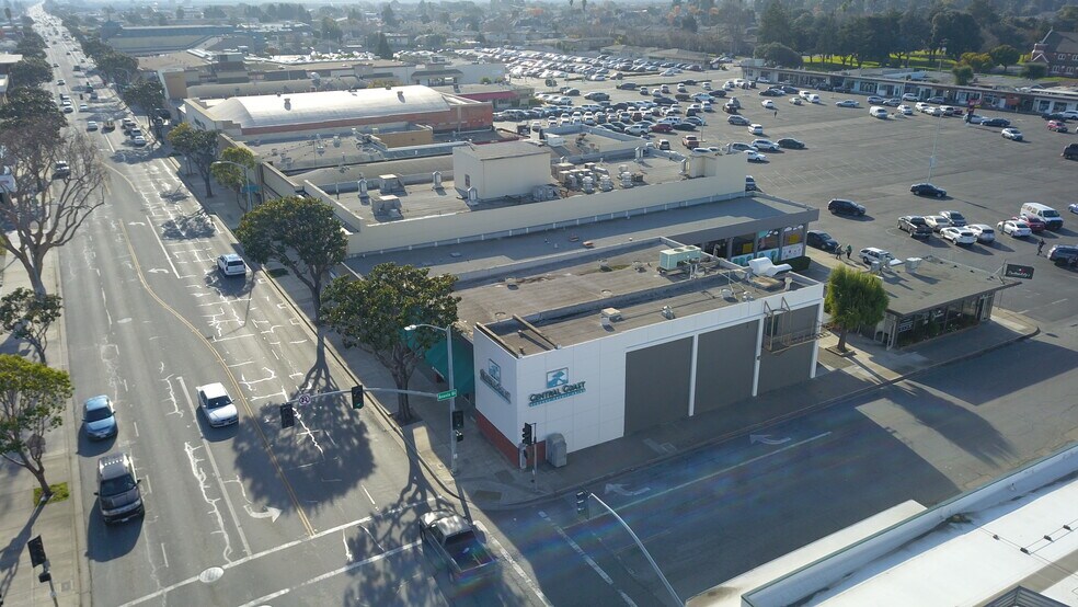 More Photos Of 900 S Main St, Salinas Bank For Lease