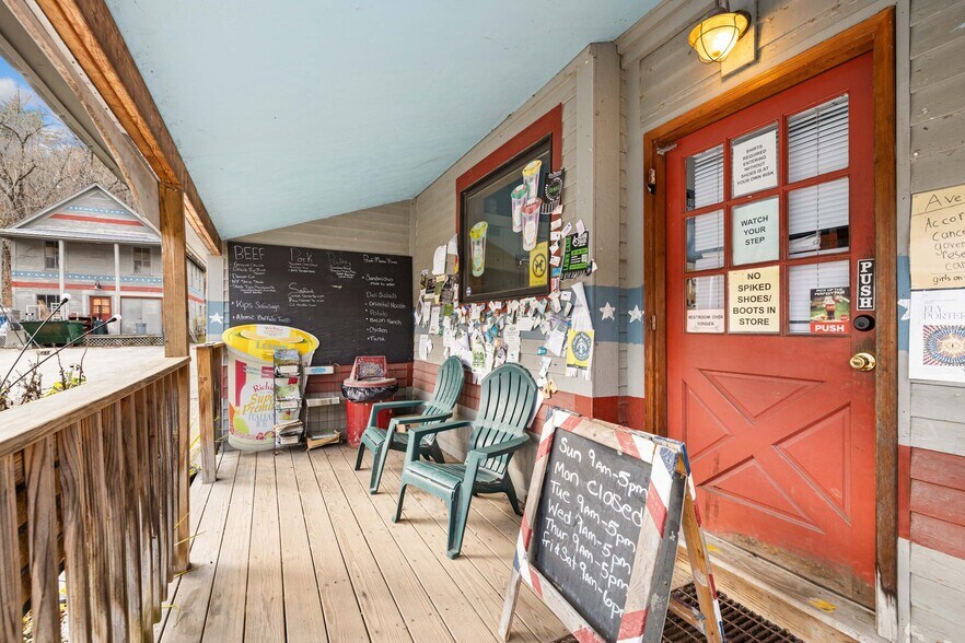 More Photos Of 23 Main St, Wardsboro Convenience Store For Sale