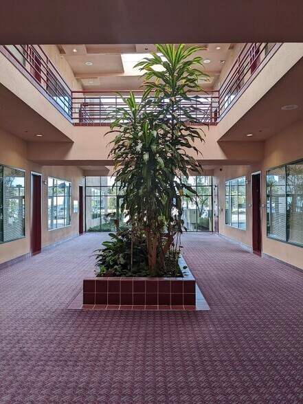 More Photos Of 108 Whispering Pines Dr, Scotts Valley Medical For Lease