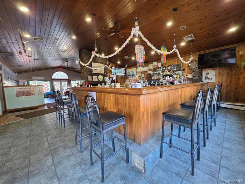 More Photos Of 951 State 17B Rt, Mongaup Valley Restaurant For Sale