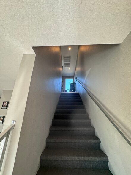 More Photos Of 7336 W Post Rd, Las Vegas Loft Creative Space For Lease