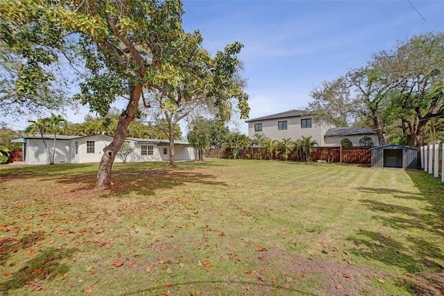 More Photos Of 11809 NE 1st Ave, Miami Land For Sale