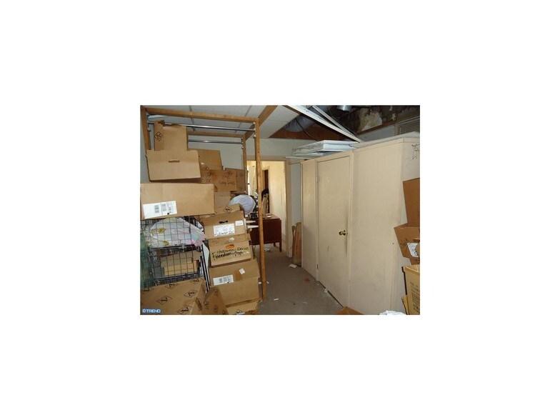 More Photos Of 1704-1706 E Passyunk Ave, Philadelphia Storefront Retail Office For Lease