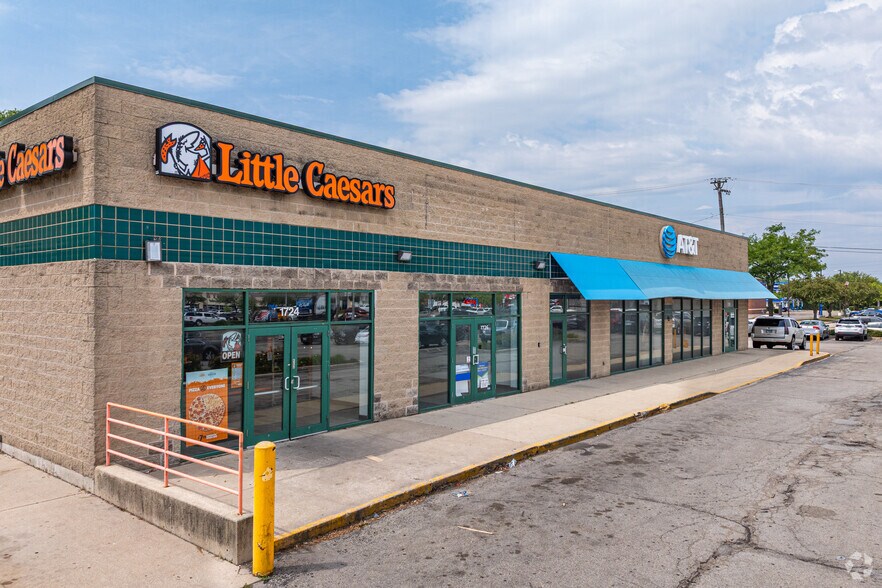 More Photos Of 1724-1728 W Jefferson St, Joliet General Retail For Lease