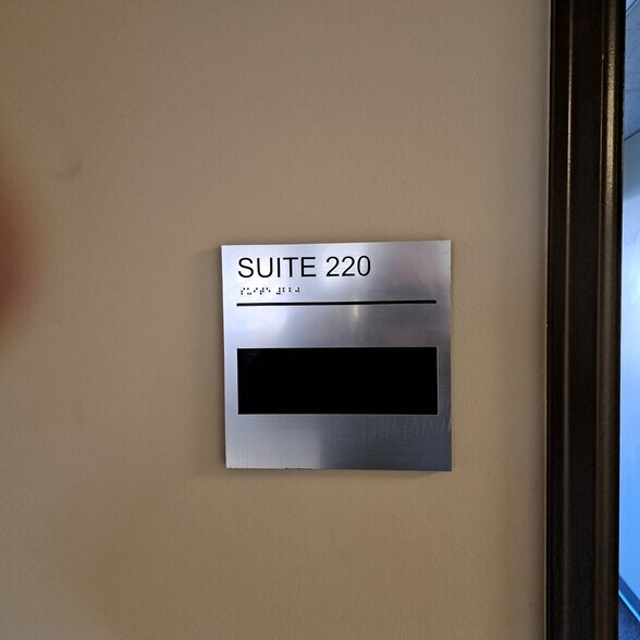 More Photos Of 2009 Wadsworth Blvd, Lakewood Office For Lease