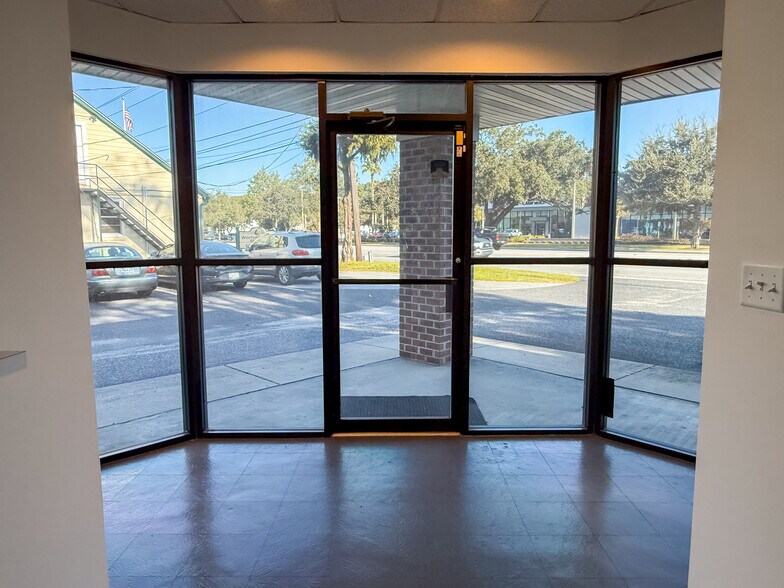 More Photos Of 2413 Savannah Hwy, Charleston Office For Lease