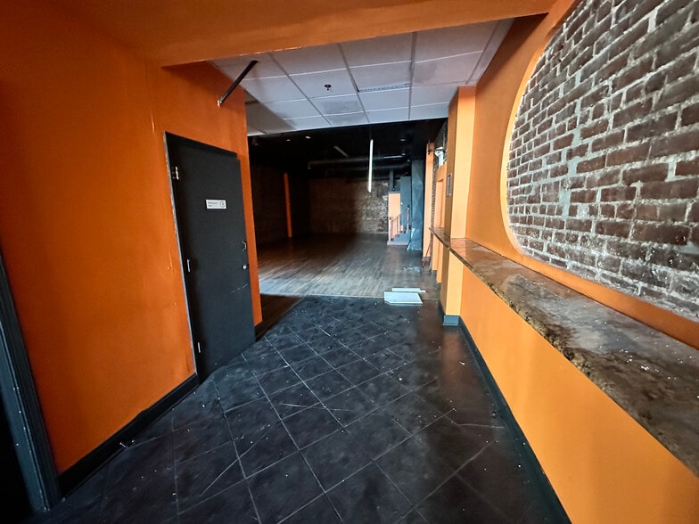 More Photos Of 503 Van Houten Ave, Passaic Restaurant For Lease