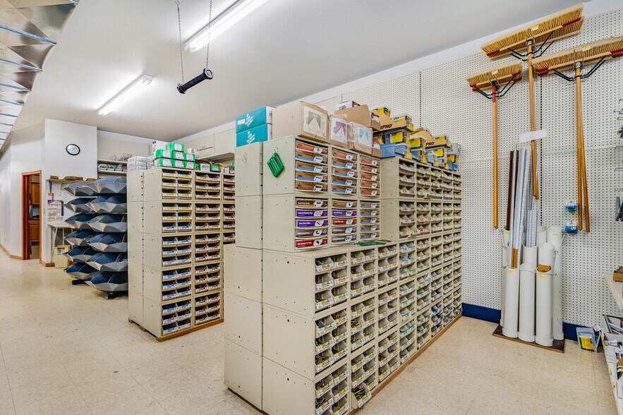 More Photos Of 101 Tanner St, Melrose Freestanding For Sale