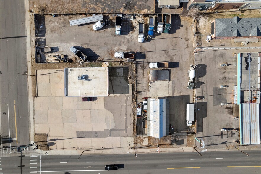 More Photos Of 2197 S Sheridan Blvd, Denver Freestanding For Lease