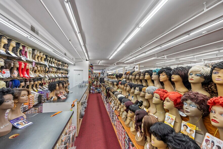 More Photos Of 110 S Florissant Rd, Saint Louis Storefront For Sale