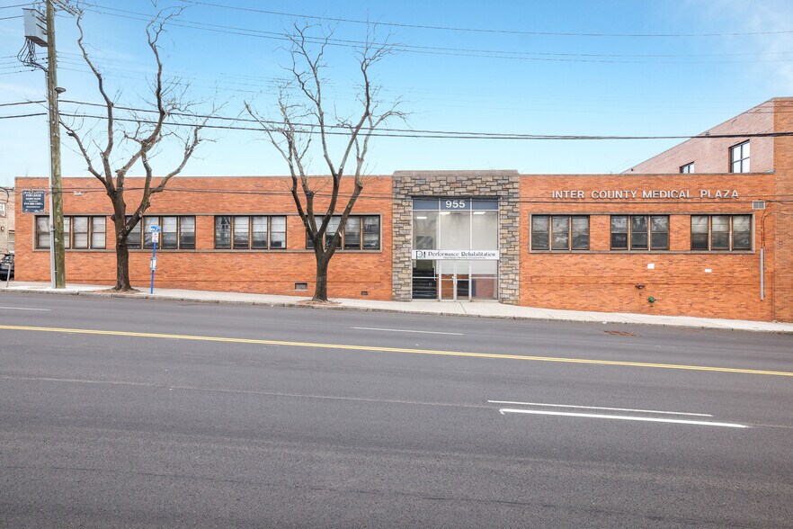 More Photos Of 949-955 Yonkers Ave, Yonkers Medical For Lease