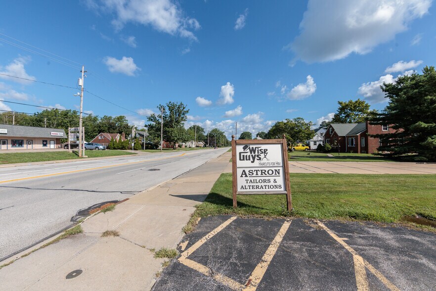 More Photos Of 2085 Clague Rd, Westlake General Retail For Sale