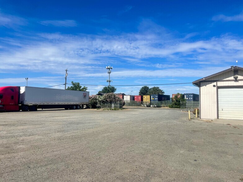 More Photos Of 711 Sutter st, West Sacramento Land For Lease