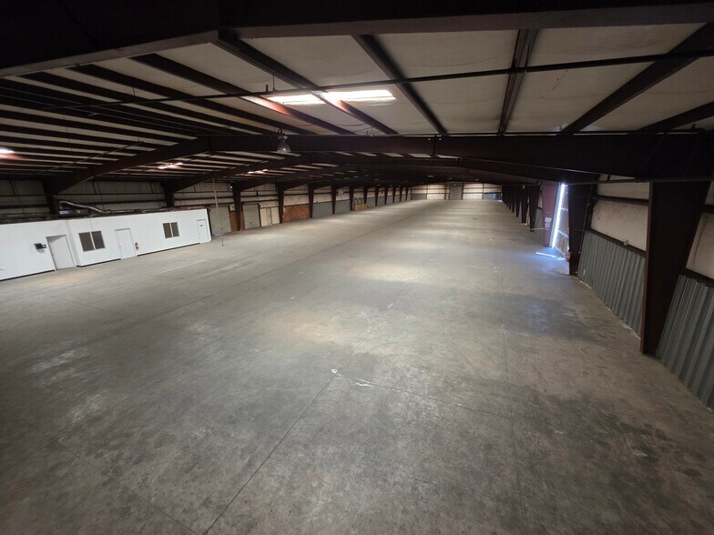More Photos Of 13290 Contractors Dr, Chico Manufacturing For Lease