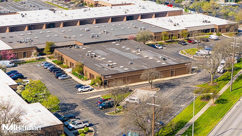 More Photos Of 702-778 W Algonquin Rd, Arlington Heights Unknown For Lease