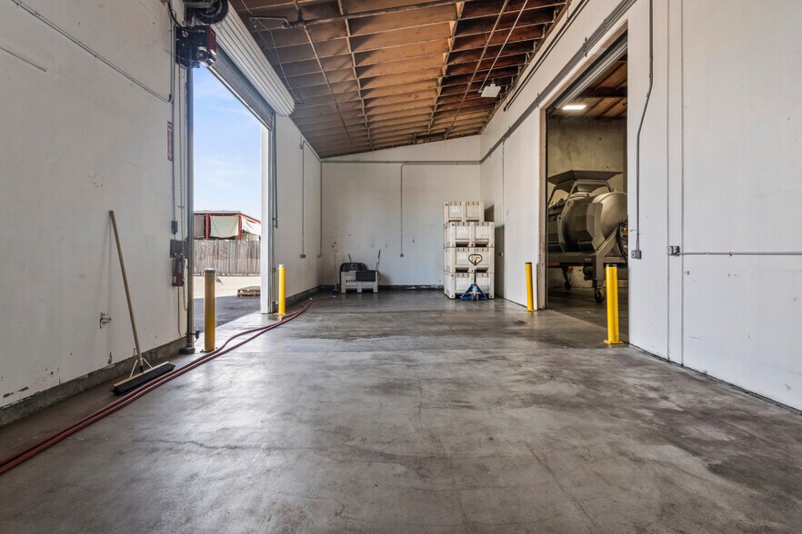 More Photos Of 962 Kaiser Rd, Napa Warehouse For Sale