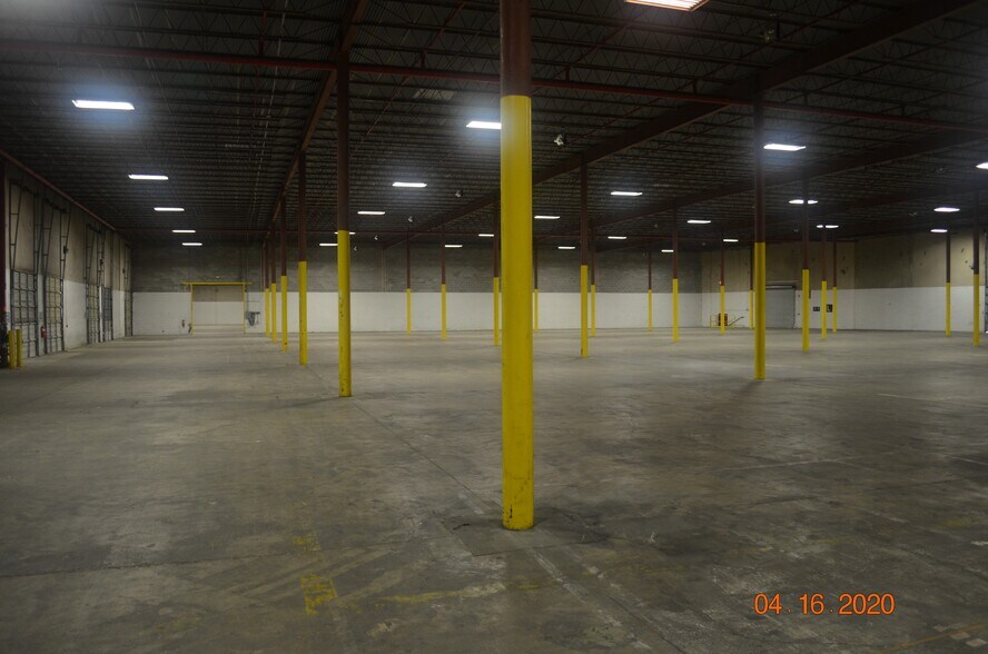 More Photos Of 8500 Market St, Houston Unknown For Lease
