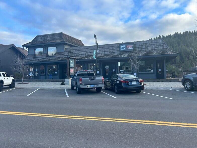 More Photos Of 10191 Donner Pass Rd, Truckee Freestanding For Lease