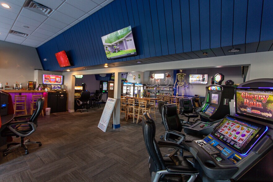 More Photos Of 1121 5th St S, Great Falls General Retail For Sale