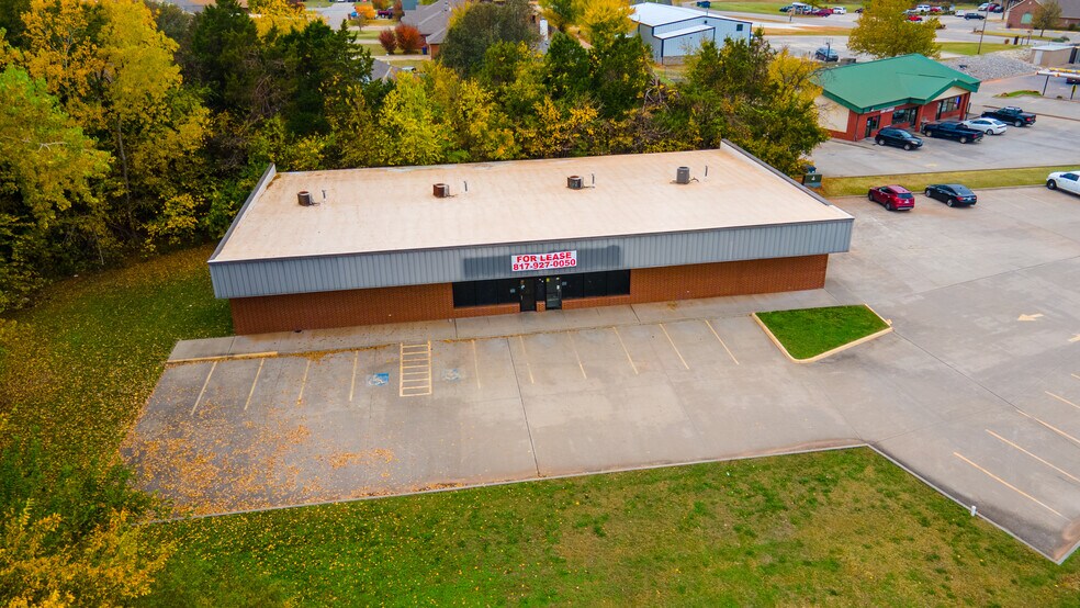 More Photos Of 720 N Main St, Noble Daycare Center For Lease