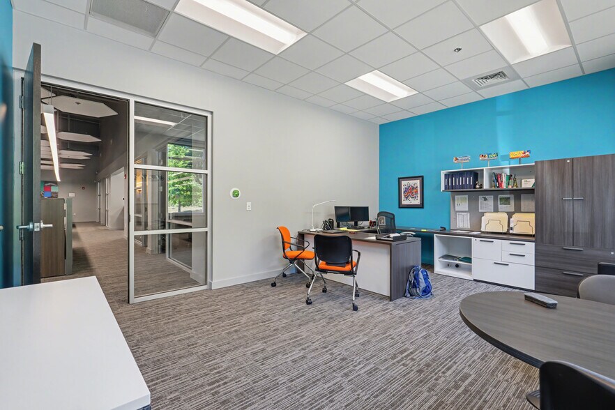 More Photos Of 241 Collins Industrial Blvd, Athens Light Distribution For Sale