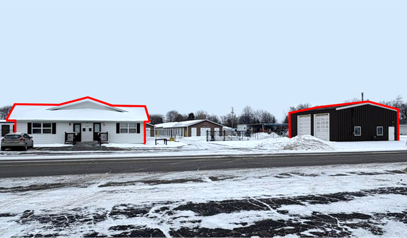 Primary Photo Of 1003 N Saginaw St, Durand Flex For Lease