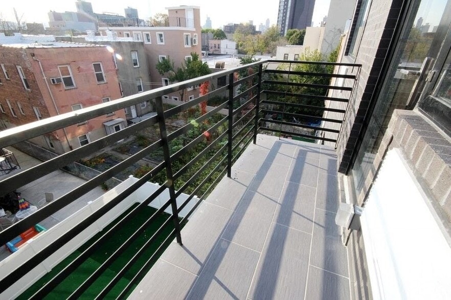 More Photos Of 14-18 31st Ave, Astoria Apartments For Sale