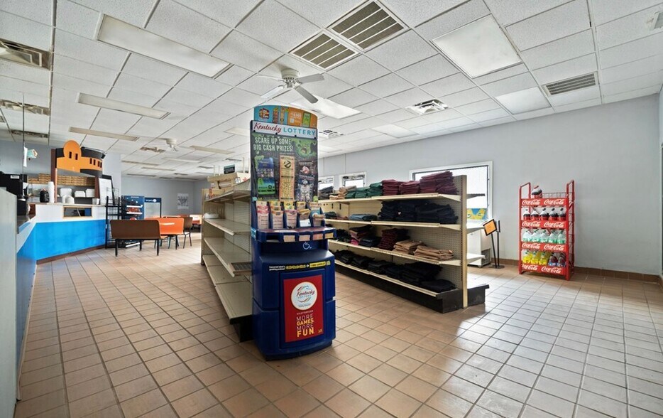 More Photos Of 8649 KY Highway 7, Viper Service Station For Sale