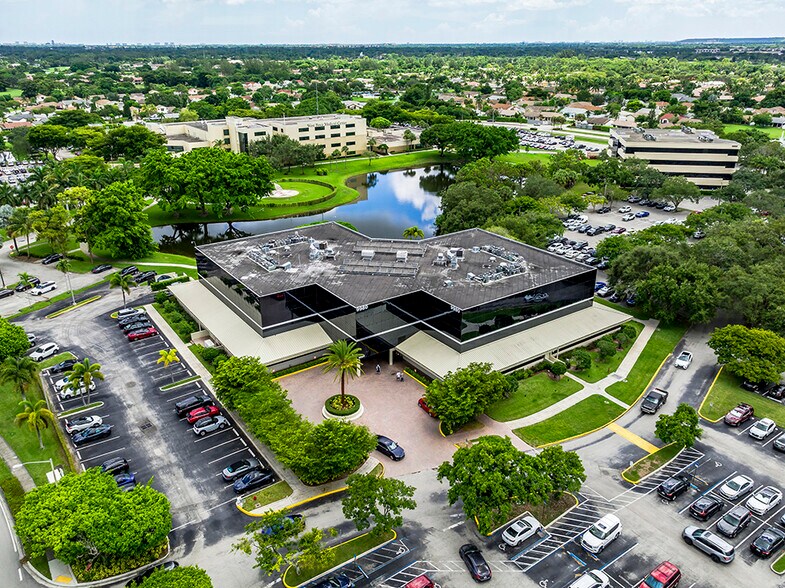 More Photos Of 9980 Central Park Blvd N, Boca Raton Medical For Lease