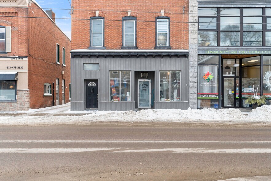 More Photos Of 308 N Victoria St, Tweed Storefront Retail Residential For Sale
