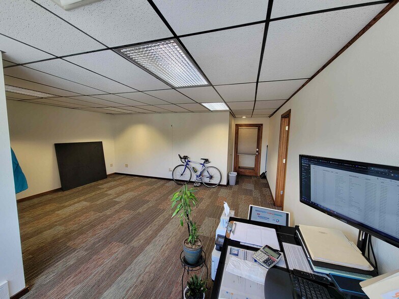 More Photos Of 619 E Main St, Frisco Office For Lease
