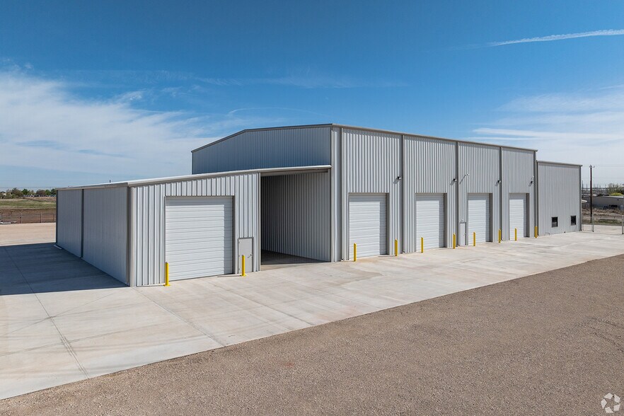 More Photos Of 9541 W Reno Ave, Oklahoma City Warehouse For Lease