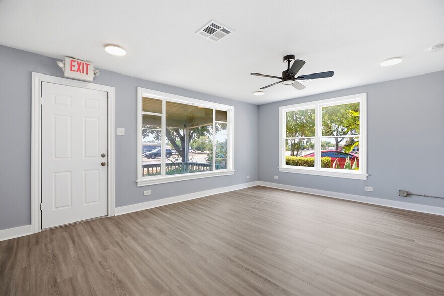 More Photos Of 208 E Hwy 79 St, Hutto Daycare Center For Lease