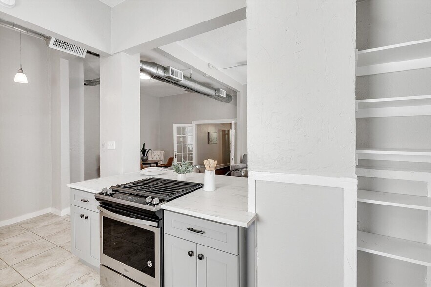 More Photos Of 4630 Junius St, Dallas Multifamily For Sale