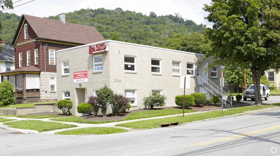 Primary Photo Of 226 Ohio St, Johnstown Office For Sale