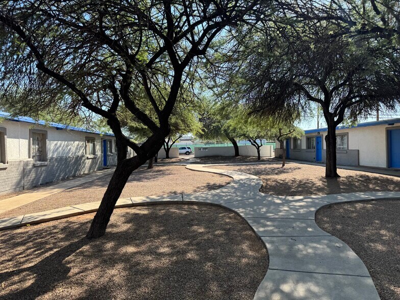 More Photos Of 3035-3053 N Los Altos Ave, Tucson Apartments For Sale