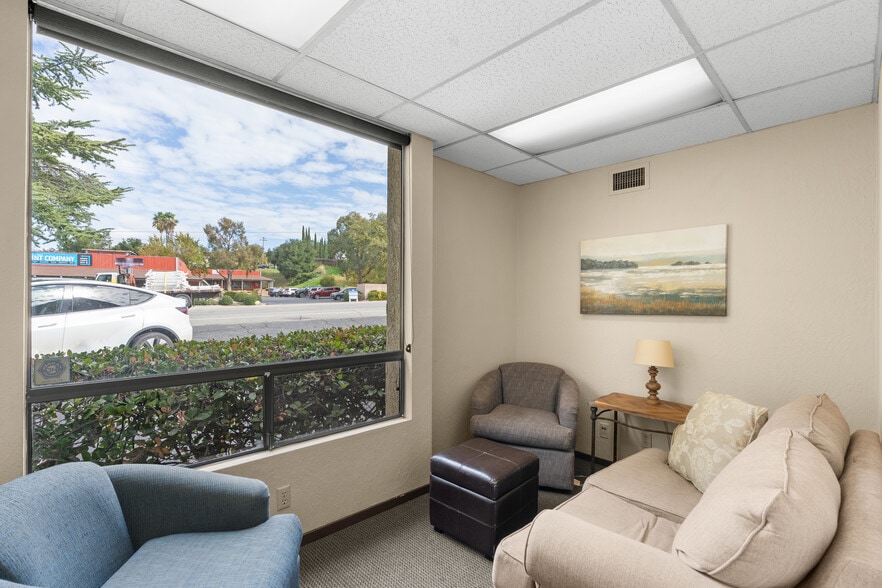 More Photos Of 4450 El Camino Real, Atascadero Office For Sale