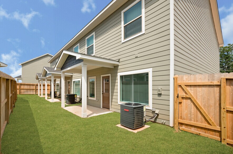 More Photos Of , Willis Multifamily For Sale
