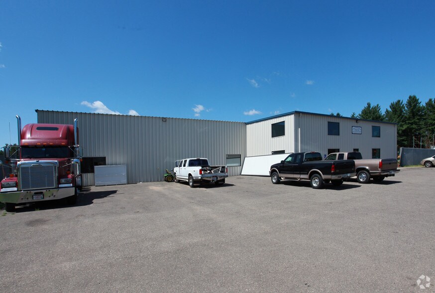 More Photos Of 1920 Wi-35, Somerset Auto Salvage Facility For Sale