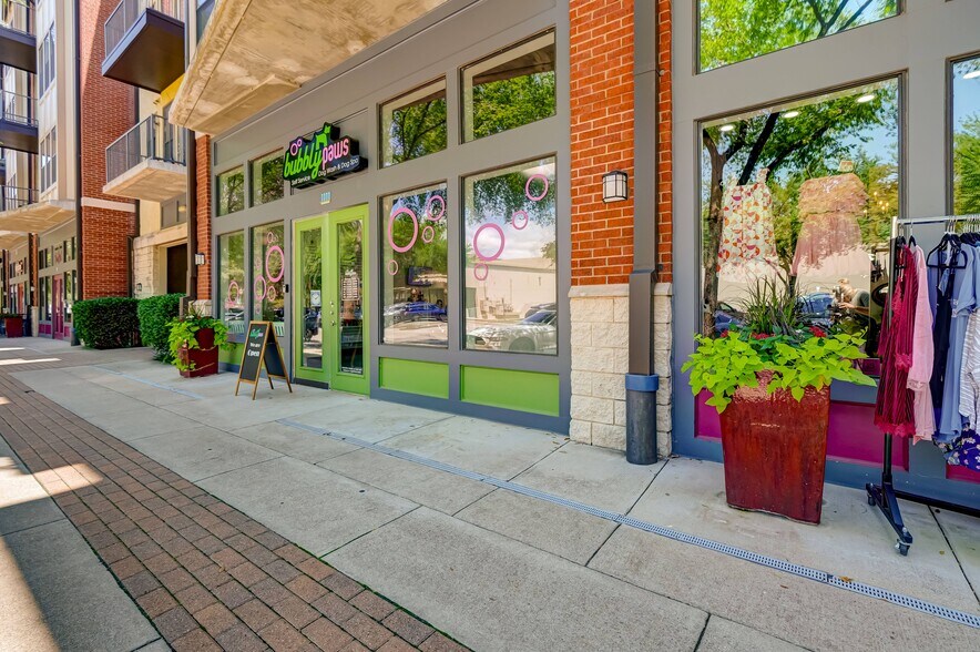 More Photos Of 251 Town Center Ln, Keller Apartments For Lease