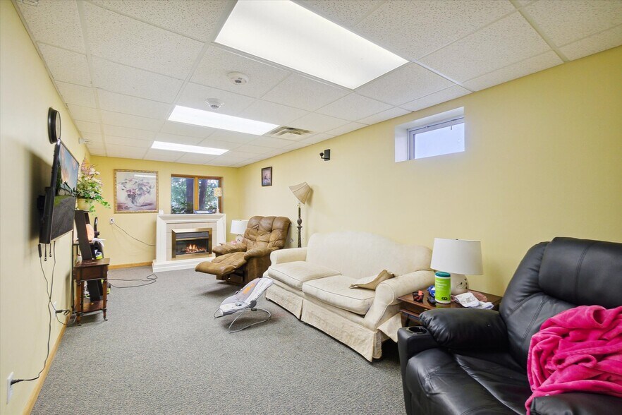 More Photos Of 1380 E Main St, Edmore Assisted Living For Sale