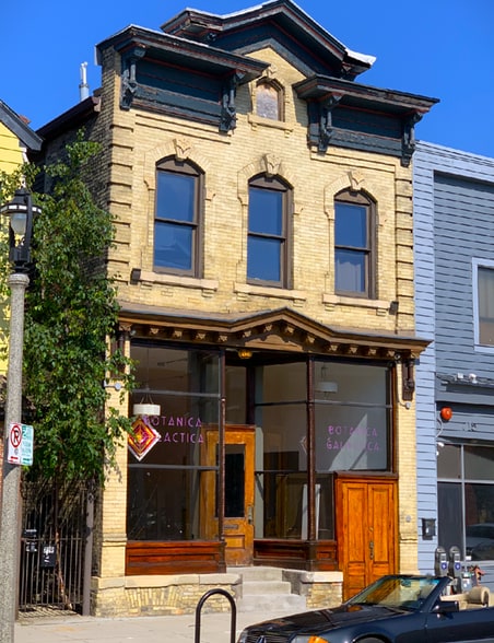 More Photos Of 719 S 5th St, Milwaukee Storefront Retail Residential For Sale