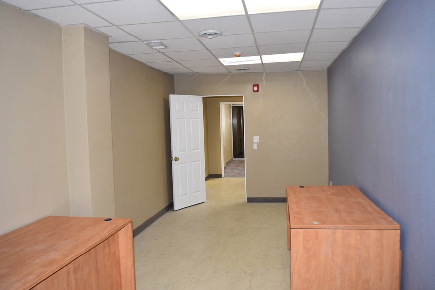 More Photos Of 630-650 S Garey Ave, Pomona Office For Lease