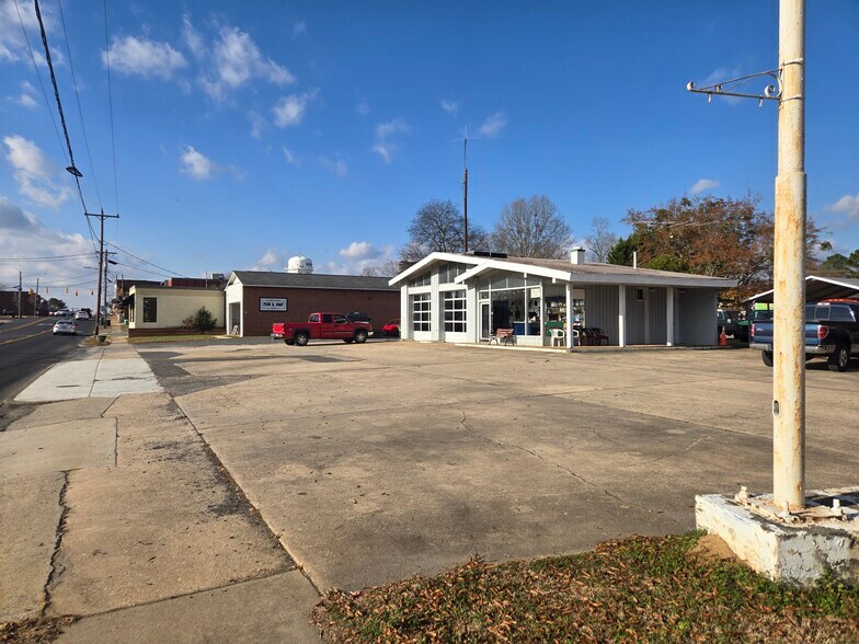 More Photos Of 127 S Main St, Norwood Auto Repair For Sale