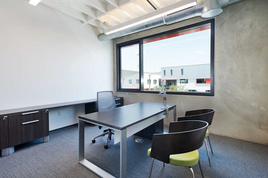 More Photos Of 2250 E Maple Ave, El Segundo Loft Creative Space For Sale