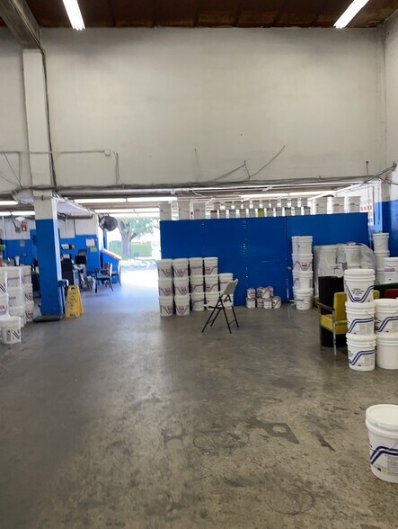 More Photos Of 4301 NW 35th Ave, Miami Warehouse For Lease
